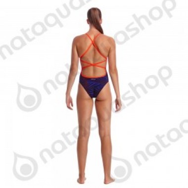 HUGO WEAVE - SI WOMAN - photo 2