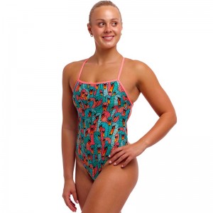 SWAN SEE SWAN - FEMME STRAPPED IN